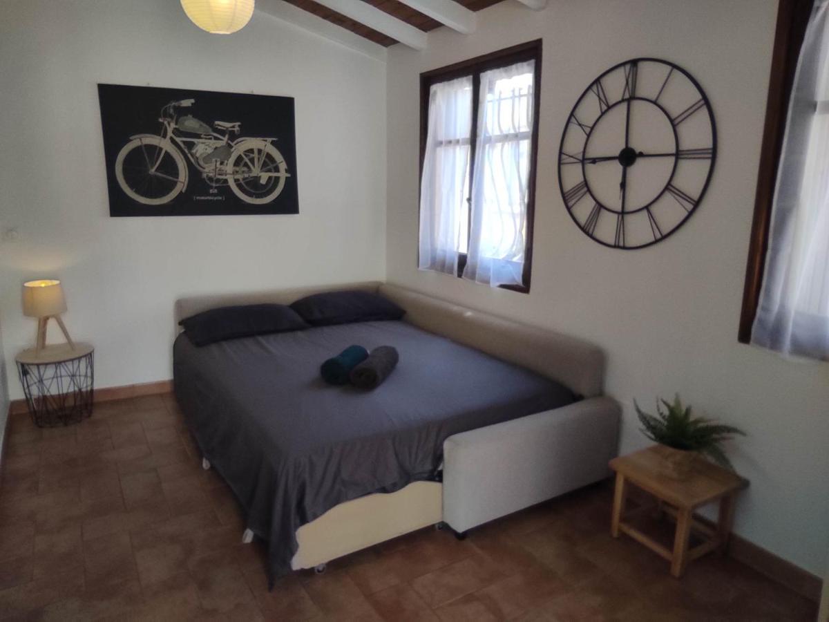 Chill Out Cabanon Coeur Calanques Chalet Marseilles